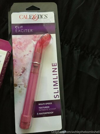 Ashleythebombshell / ashleyreloadeddd Nude Leaks OnlyFans Photo 25