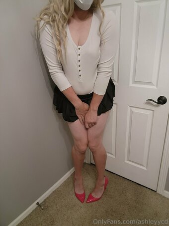 ashleyycd Nude Leaks Photo 10