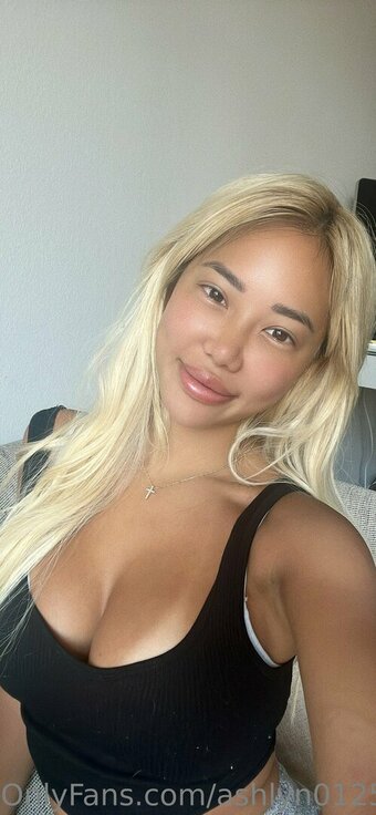 ashlyn0125 Nude Leaks Photo 11