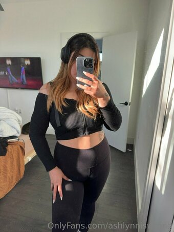 ashlynniswrong Nude Leaks Photo 2