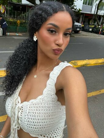 Ashrmx Nude Leaks Photo 4