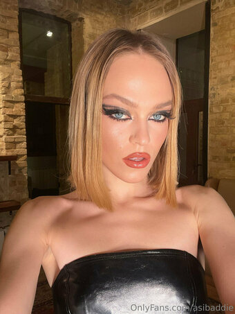 asibaddie Nude Leaks Photo 24