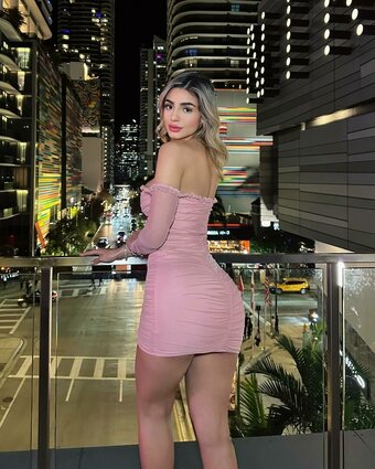 Asisazer / https: Nude Leaks OnlyFans Photo 18
