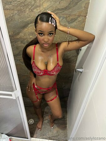 asly_juli3 / Asly_juli / aslylozano / aslylozano_ Nude Leaks OnlyFans Photo 3