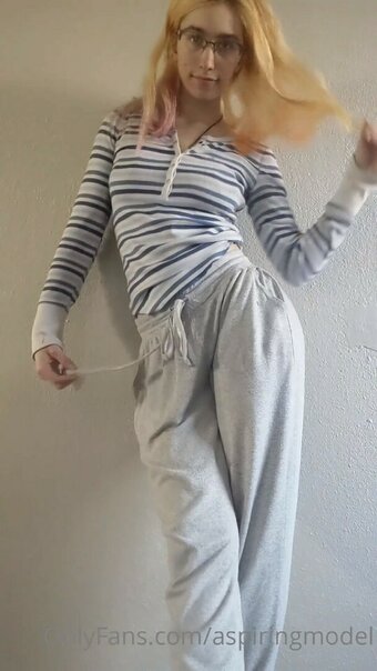 aspiringmodel / marissaoahu Nude Leaks OnlyFans Photo 1