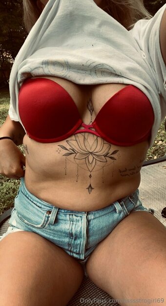 asssstrogirl69 asssstrogirl69