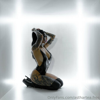 asthartea.model Nude Leaks Photo 9