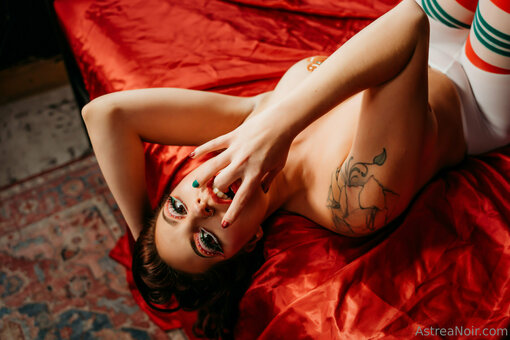 astreanoir Nude Leaks Photo 11