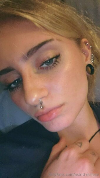 astrid-eclipse Nude Leaks Photo 11