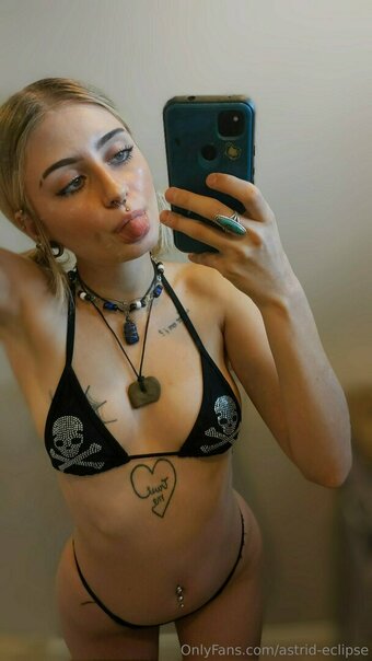 astrid-eclipse Nude Leaks Photo 20