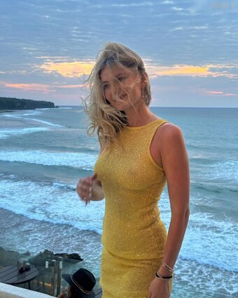 Astrid S / astridsofficial Nude Leaks Photo 6