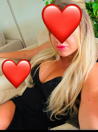 astridsecrets Nude Leaks Photo 20
