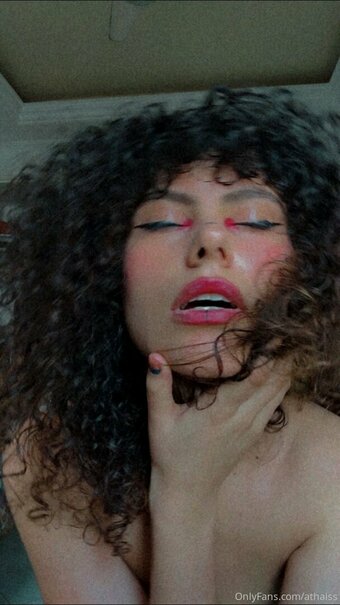 athaiss Nude Leaks Photo 7