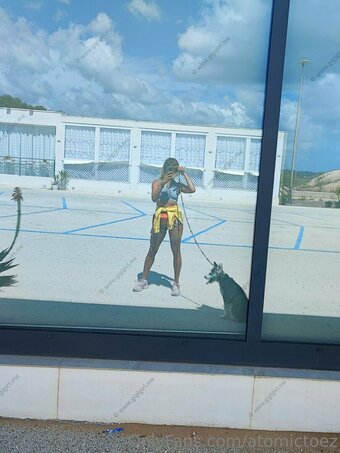 atomictoez Nude Leaks Photo 18