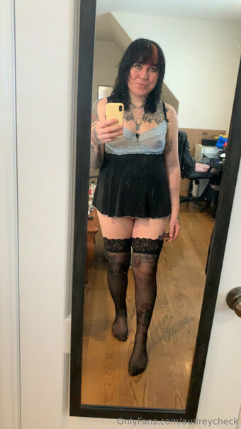 audreycheck Nude Leaks Photo 2