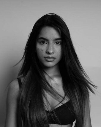 Aurora Sinclair / aurora_lights_ee / aurora_sinclair_ Nude Leaks Photo 2