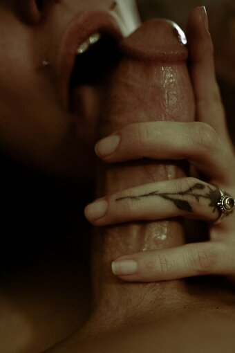 Ava Faee / avafaee Nude Leaks OnlyFans Photo 12