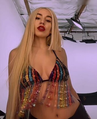 Ava Max / avamax Nude Leaks Photo 10