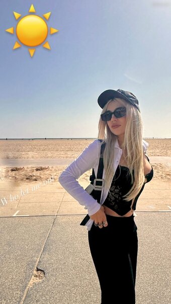 Ava Max / avamax Nude Leaks Photo 12