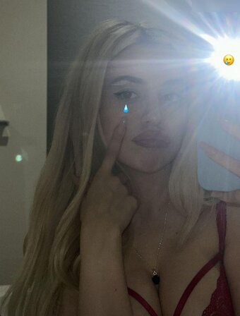 Ava Max / avamax Nude Leaks Photo 14