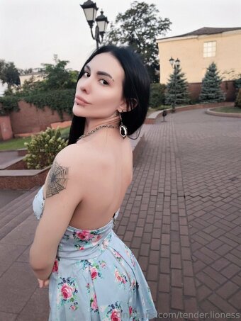 avaleeeee Nude Leaks Photo 2