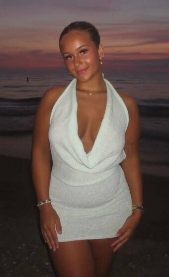 avaLudwar Nude Leaks Photo 4