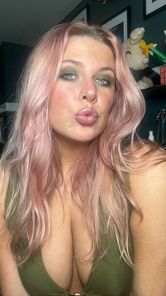 AverageAllison / https: Nude Leaks Photo 22