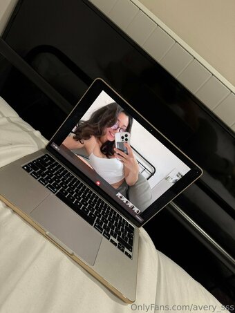 avery_sss Nude Leaks Photo 10