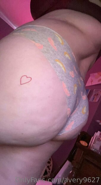 avery9627 Nude Leaks OnlyFans Photo 23