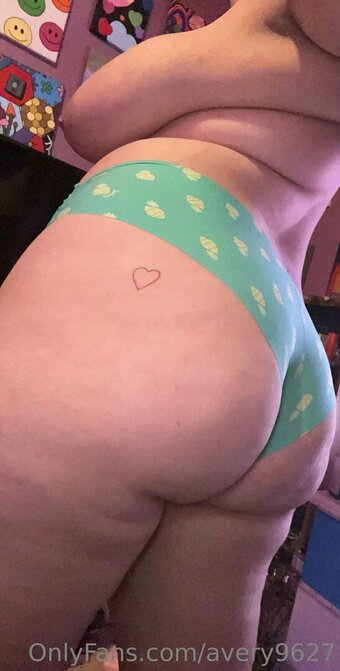 avery9627 Nude Leaks OnlyFans Photo 26