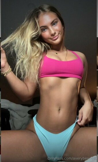 Averybennett / averybennett0 Nude Leaks OnlyFans Photo 4