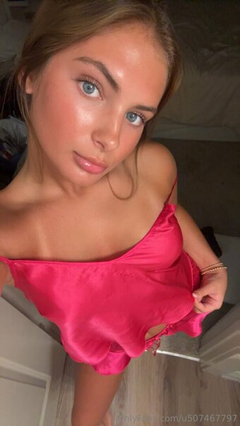 Averybennett / averybennett0 Nude Leaks OnlyFans Photo 17