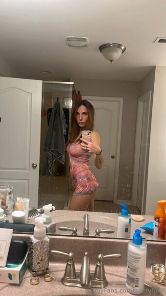 averyfoxx Nude Leaks Photo 2