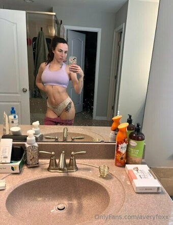 averyfoxx Nude Leaks Photo 19