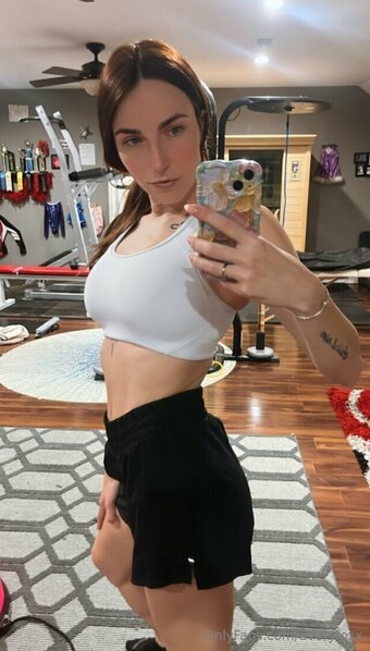 averyfoxx Nude Leaks Photo 22