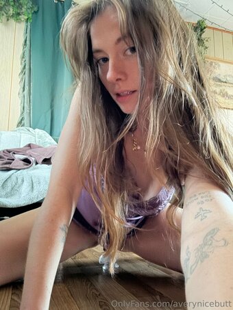 averynicebutt Nude Leaks Photo 11