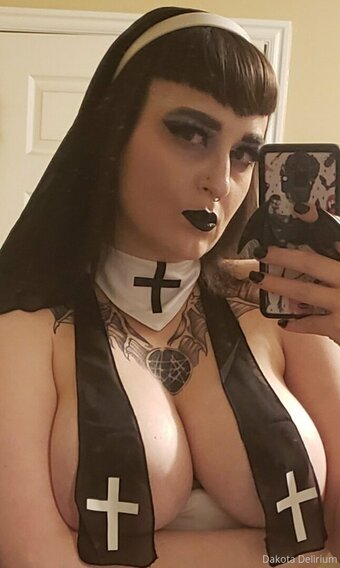 avidscreamer Nude Leaks Photo 2