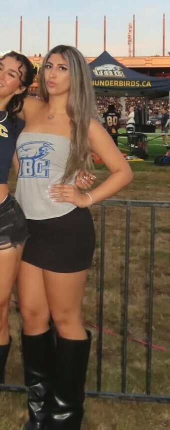 avin.klpr Nude Leaks Photo 24