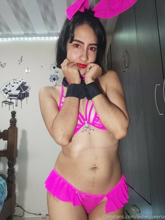 avliequeena Nude Leaks Photo 10