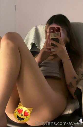 avvee Nude Leaks Photo 8