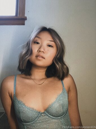 Avwin / Annie Nguyen Nude Leaks OnlyFans Photo 1