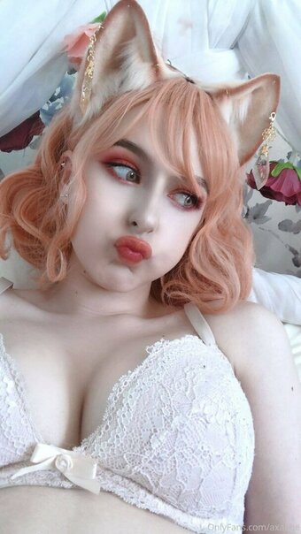 axaebe / spacejamminn Nude Leaks Photo 11