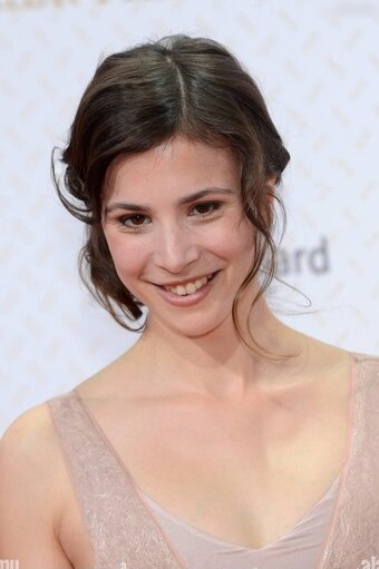 Aylin Tezel / aylin.tezel Nude Leaks Photo 14