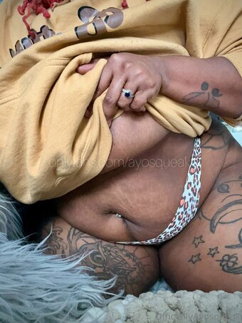 AyoSqueak / UrPersuasion1994 / ayosqueak_ / https: Nude Leaks OnlyFans Photo 10
