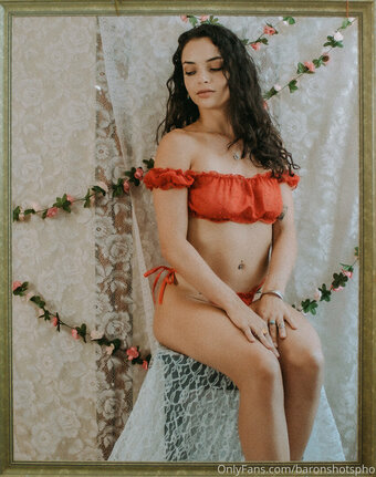 b0nker.s / Bianca Nude Leaks Photo 2