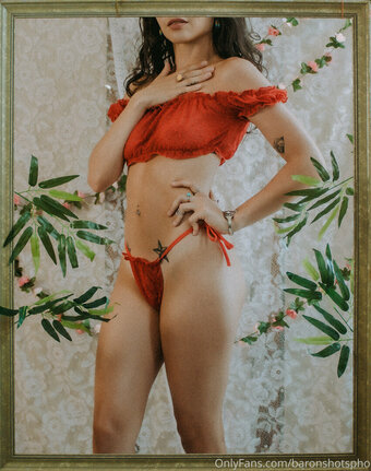 b0nker.s / Bianca Nude Leaks Photo 19