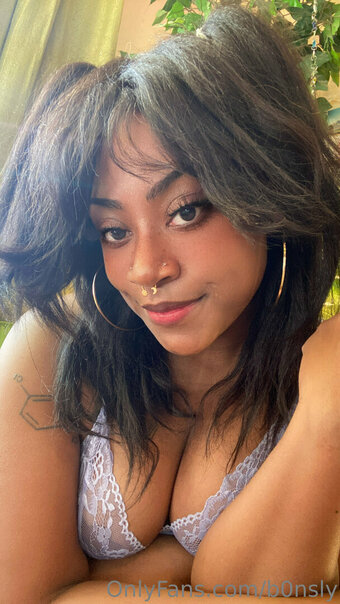 b0nsly Nude Leaks Photo 3