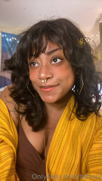 b0nsly Nude Leaks Photo 6