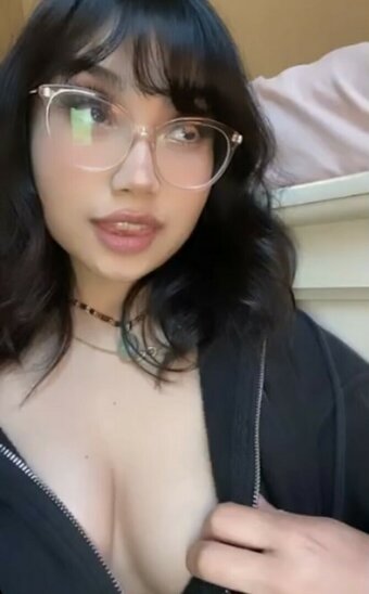 b33tlebum / MID0RI444 / Rin Nude Leaks Photo 3