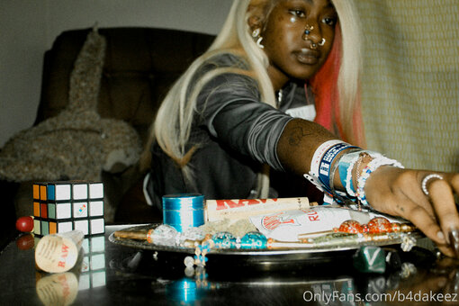 b4dakeez Nude Leaks Photo 18